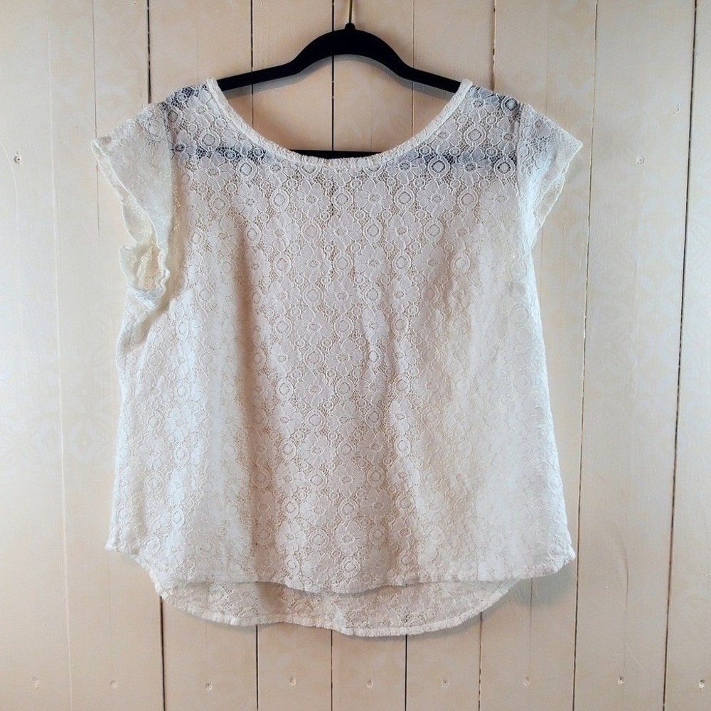 White Floralβ Lace Short Sleeve Keyhole Back Blouse Top Small
